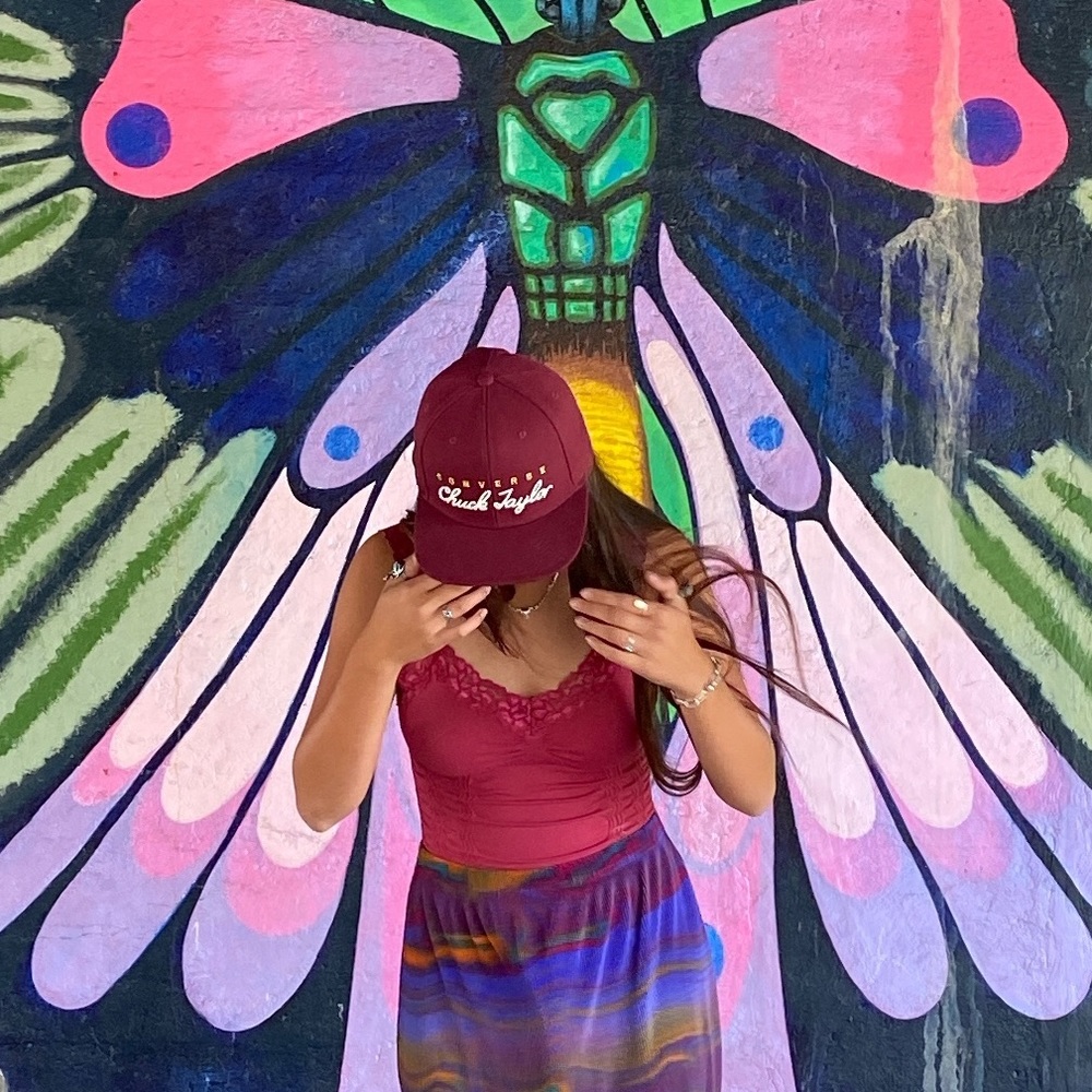 Meet your Posher, Lynskey